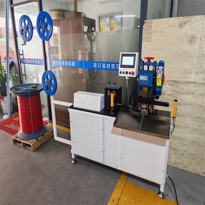 PLC Besturing Automatische Kalender Hanger Maken Vormen Maker Produceren Machine Apparatuur Voor Wandkalender